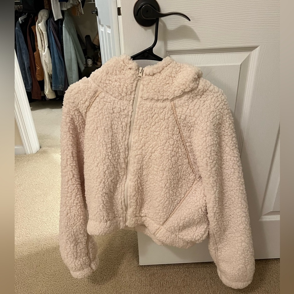 Hooded Cream Sherpa